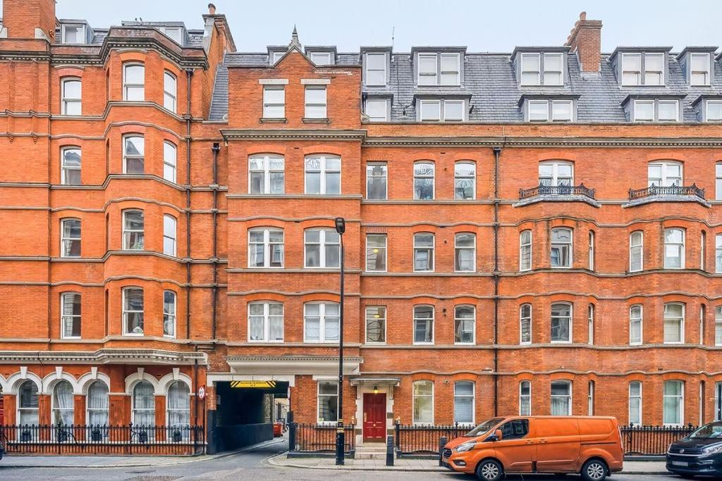 Luxury 2-bed Steps From Oxford Street London